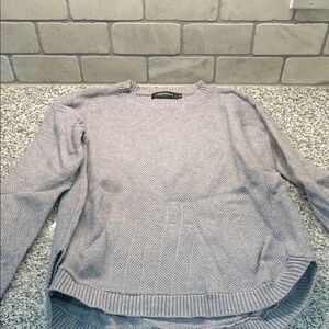Elegant Women's Gray Crew Neck Sweater